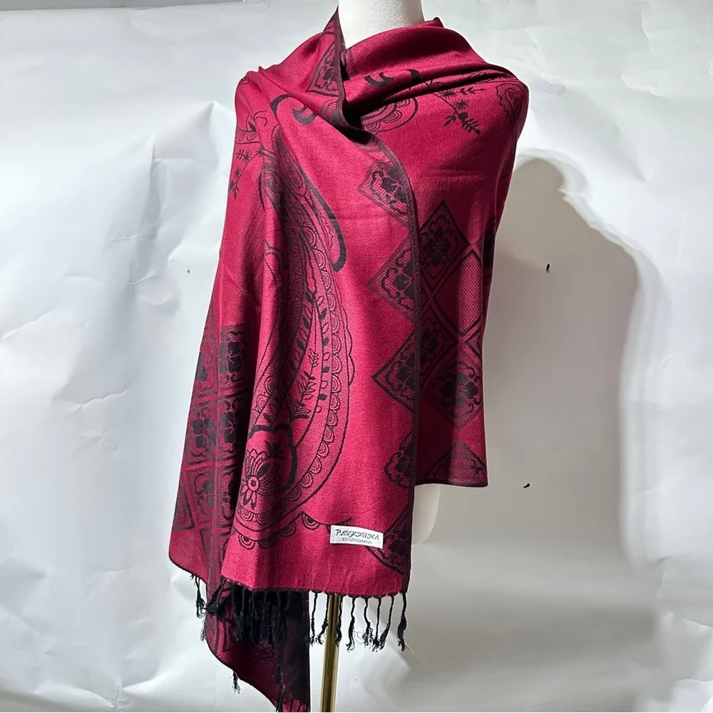 Reversible Paisley Border Pashmina-Style Shawl – Wine Red with Black Fringe